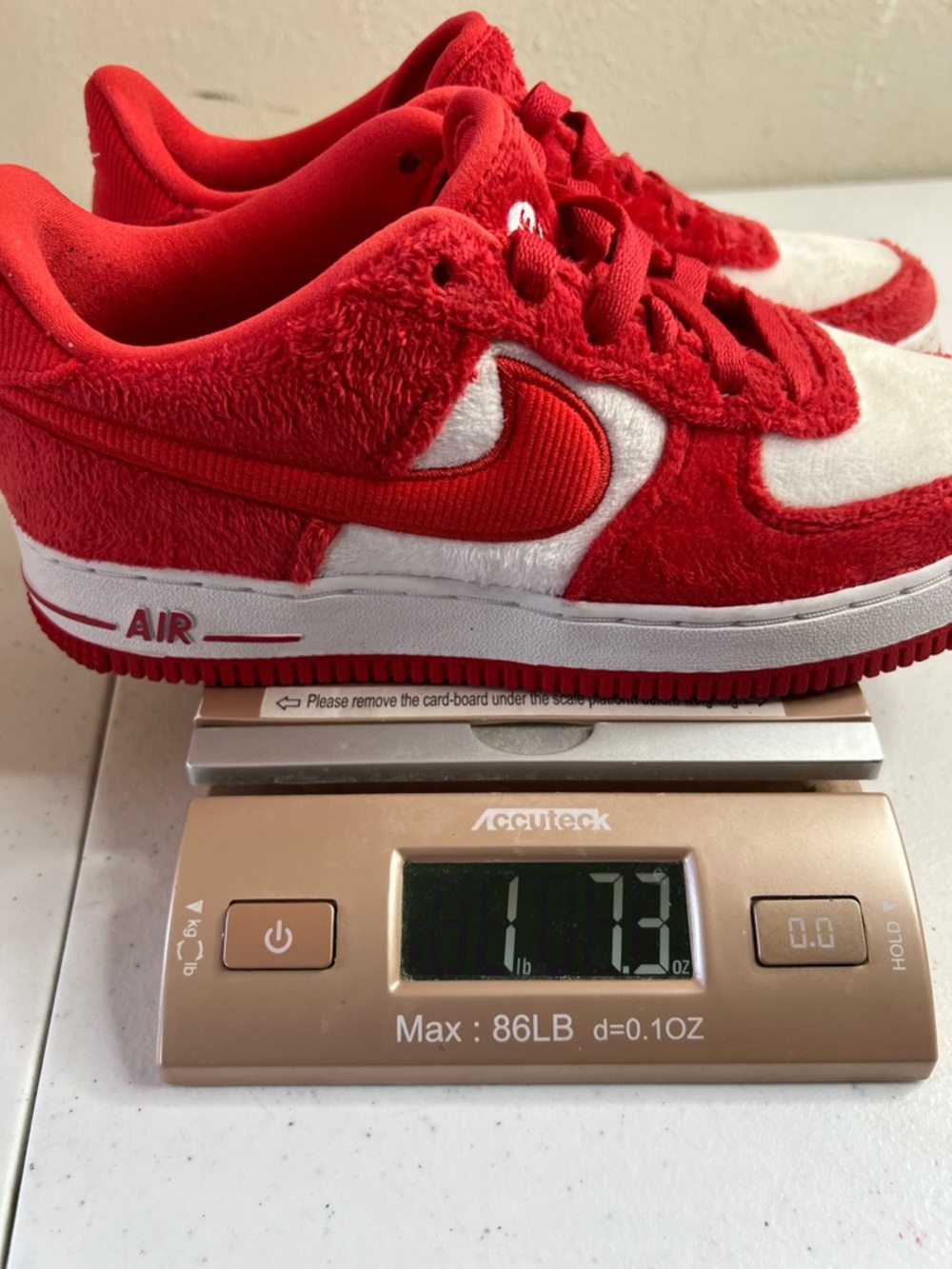 Nike Air Force One Valentine's Day Fleece Teddy Sneakers Fuzzy Size Youth 5 - Picture 11 of 12